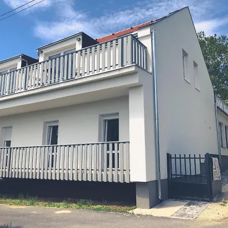 Patent, Your In Badacsony Couette-café Bytom