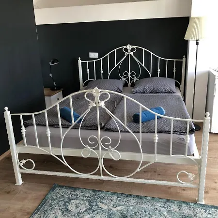 Patent, Your In Badacsony Bed & Breakfast